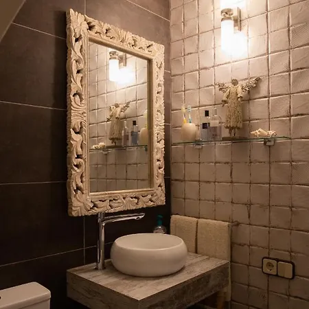 Satori B&B - Adults Only 3* Sant Joan de les Abadesses